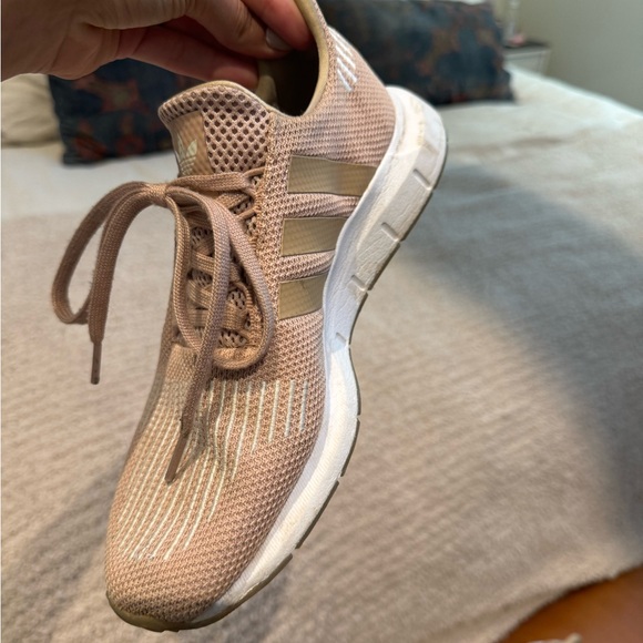 Adidas Swift Running Shoe (Like New) - Picture 4 of 6